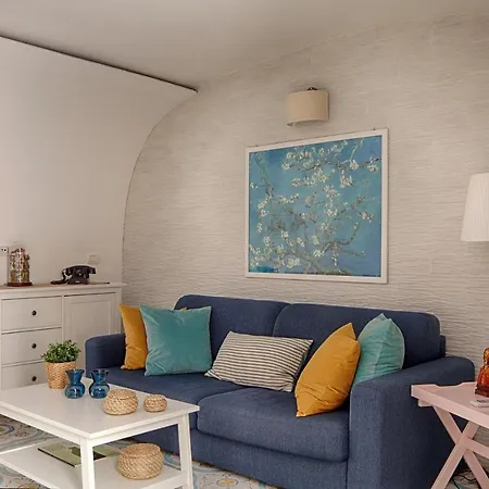 Lovely Near Via Dei Mille - Chiaia Area Apartment Naples