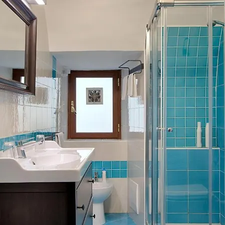 Apartment Lovely Near Via Dei Mille - Chiaia Area *